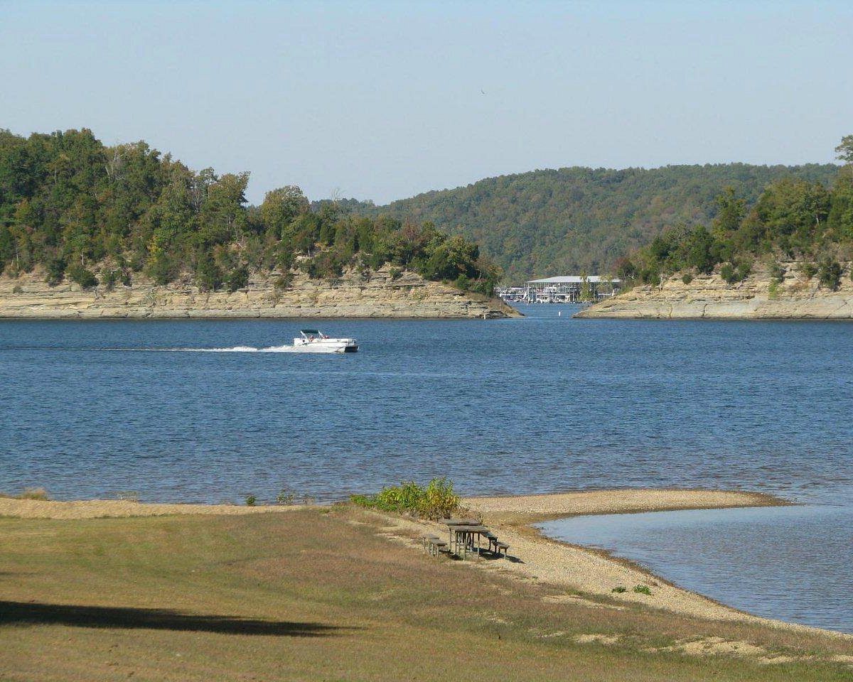 Green River Lake