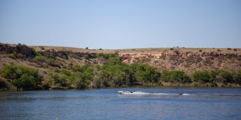 Buffalo Springs Lake